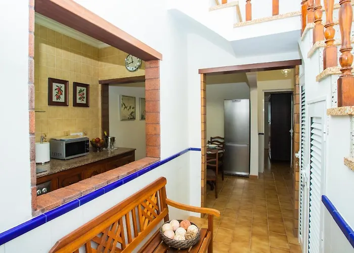 Casa Juana A 50 Metros La Playa Del Reducto Y Wifi Free Сasa de vacaciones