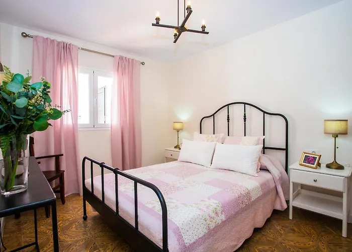 Tatil Evi Casa Juana A 50 Metros La Playa Del Reducto Y Wifi Free